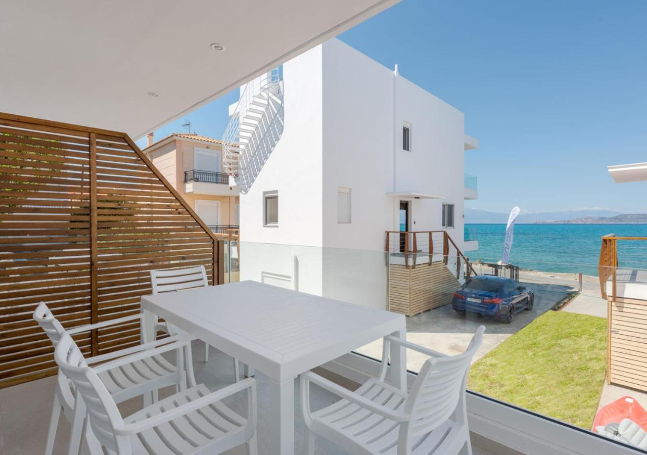 Costa Vasia Seaside Suites And Apartments Vrachati Ngoại thất bức ảnh