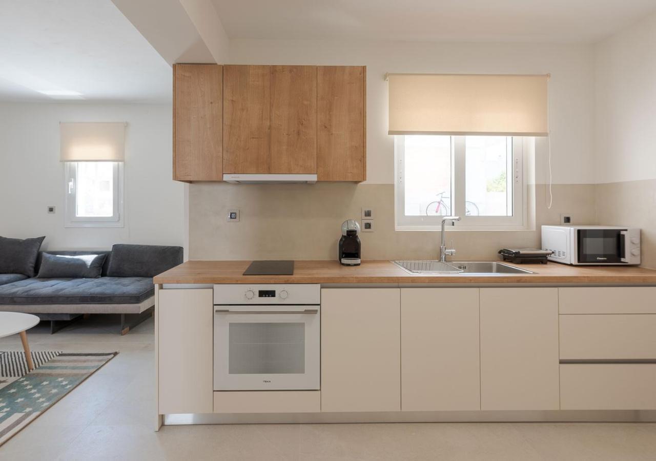 Costa Vasia Seaside Suites And Apartments Vrachati Ngoại thất bức ảnh
