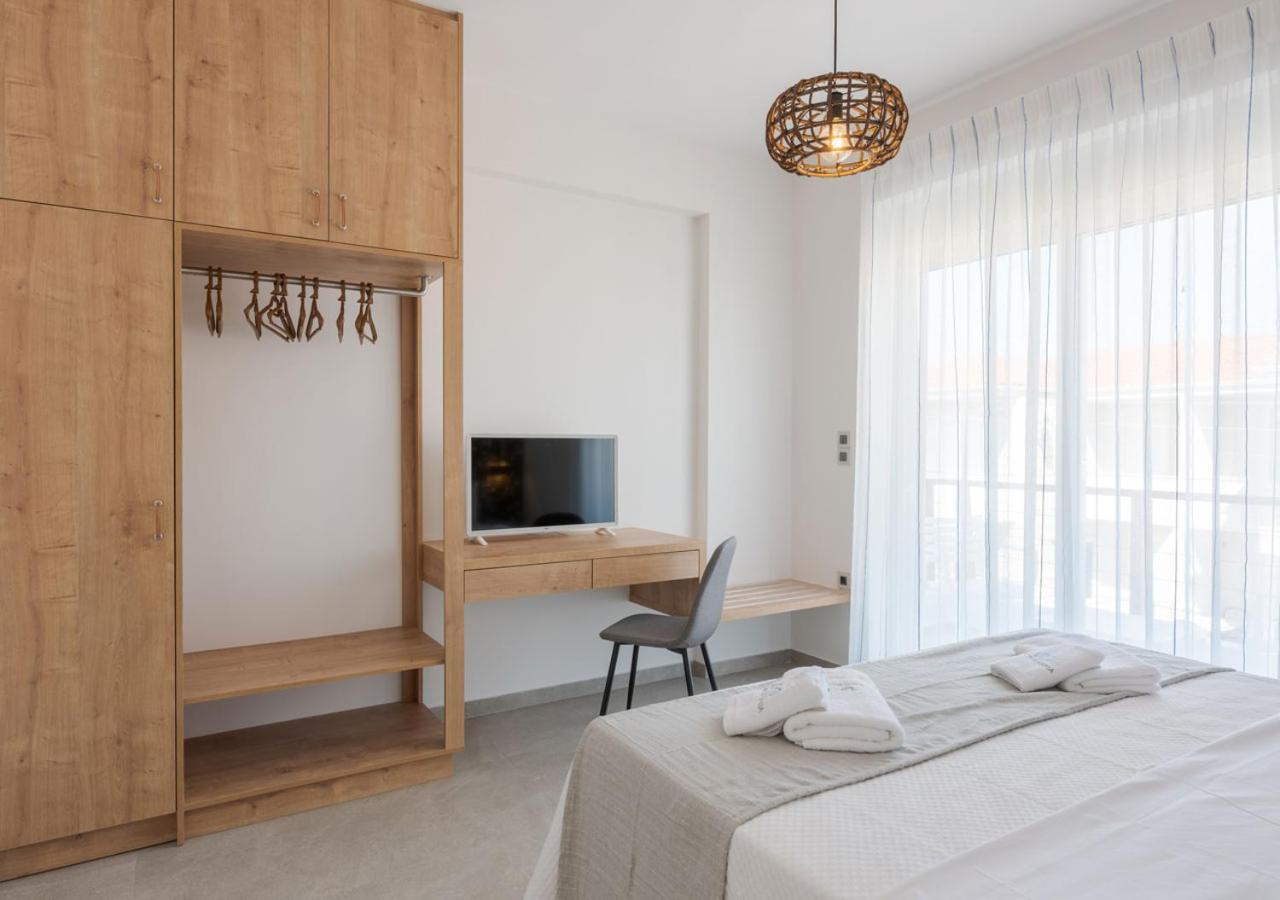 Costa Vasia Seaside Suites And Apartments Vrachati Ngoại thất bức ảnh